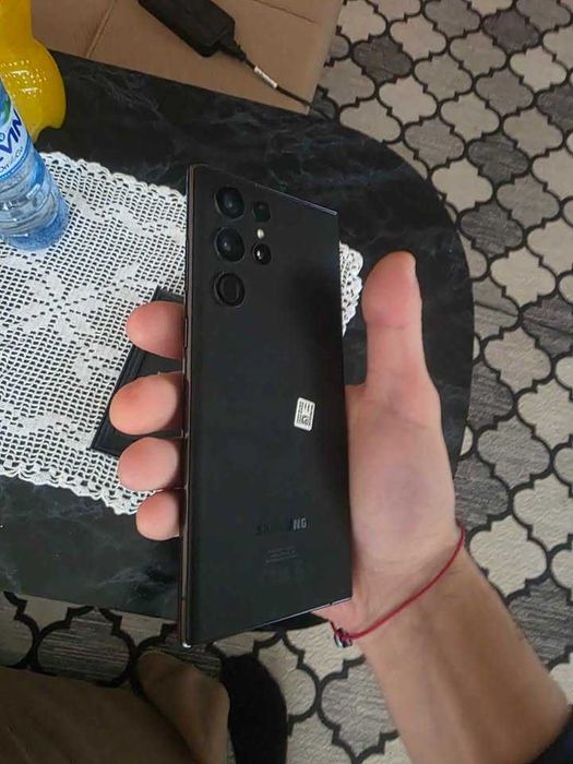 Samsung S 22 ULTRA  256/12 Ram