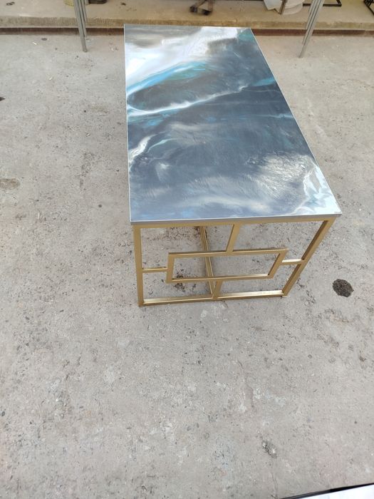 Loft mebel jurnalniy stol