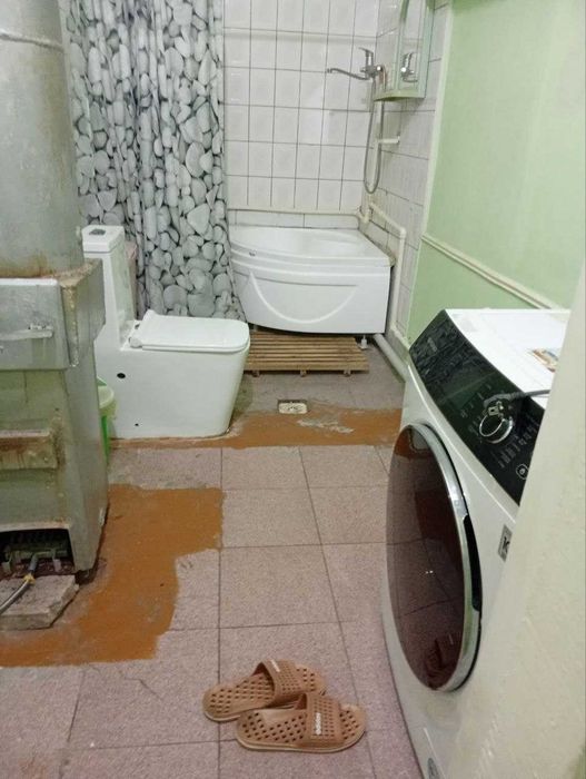 Ургенч шахрида, Надмесда уй ижарага берилади, хамма шароити бор