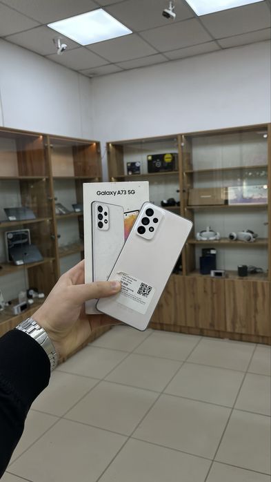 Смартфон Samsung Galaxy A73 5G