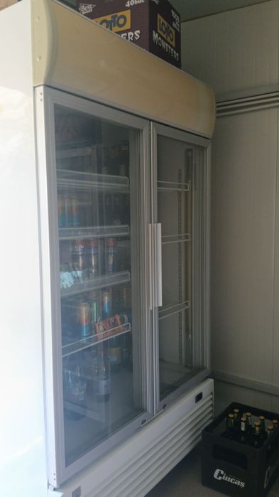Se vinde frigider Horeca