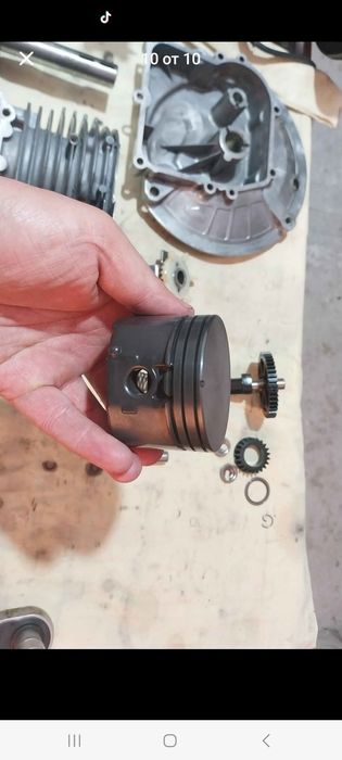 Бензинова косачка...