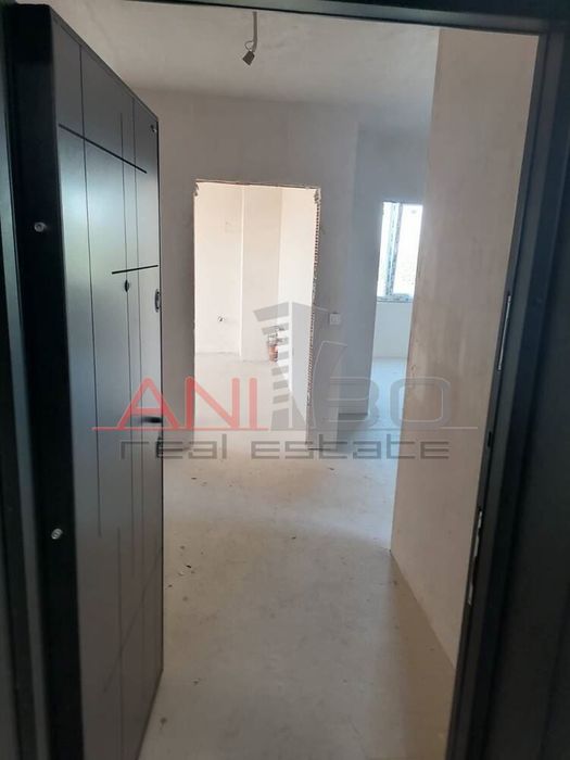 Продава се Тристаен апартамент в Варна, Младост 2 - 91 кв.м за 2374 €/кв.м - Снимка #2