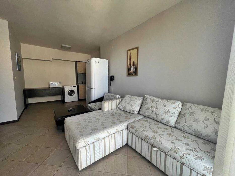 Продава се Двустаен апартамент в к.к. Слънчев бряг - 66 кв.м за 1014 €/кв.м - Снимка #3