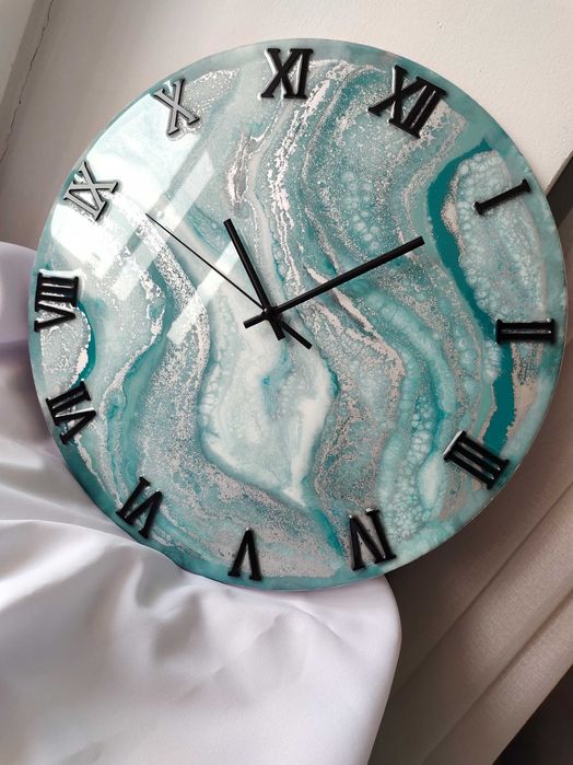 Настенные интерьерные часы