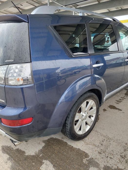 Vand Mitsubishi Outlander