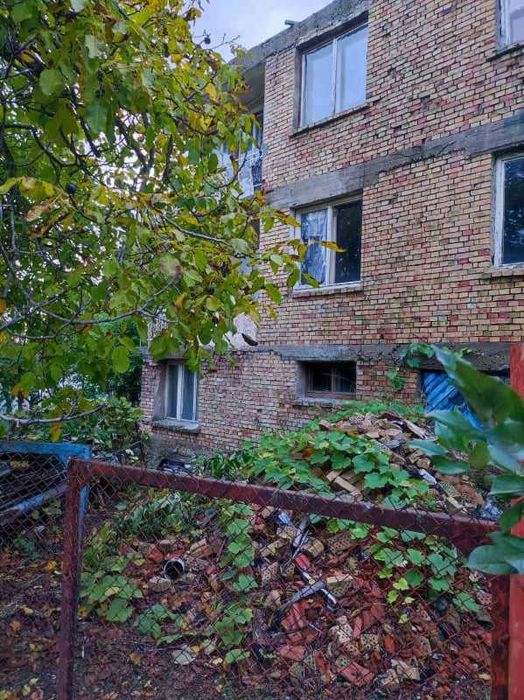 Продава се Къща в Попово - 320 кв.м за 175 €/кв.м - Снимка #3