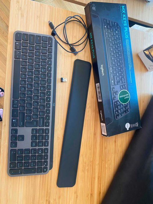 Logitech MX Keys Plus