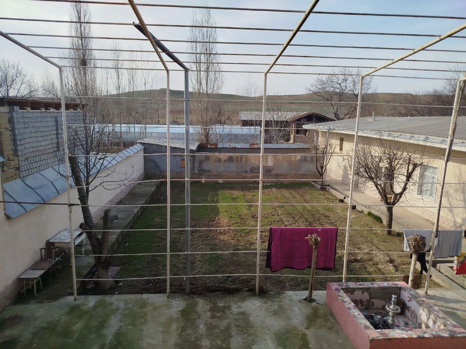 Черняевка (Гишткуприк) да участок срочно сотилади