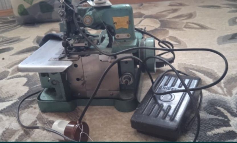 Продается оверлог