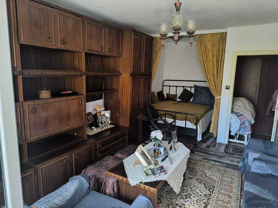 Дава се под наем Двустаен апартамент в Бургас, Зорница - 55 кв.м за 357 € - Снимка #1