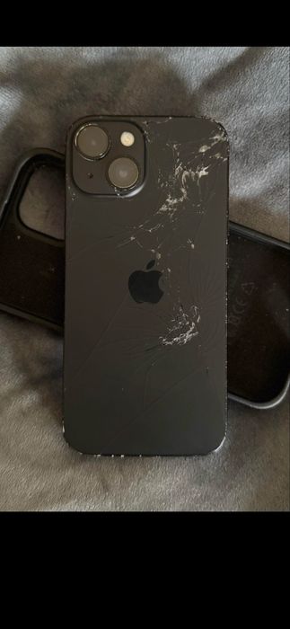 Iphone 15 128гб черен