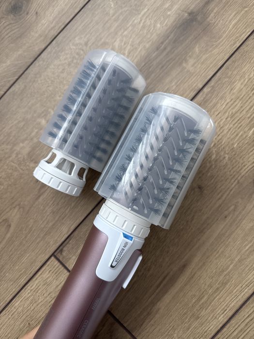 Въртяща четка сешоар Rowenta