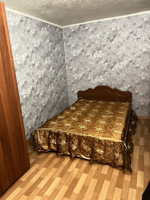 Продаи 2-х комнатную в центре