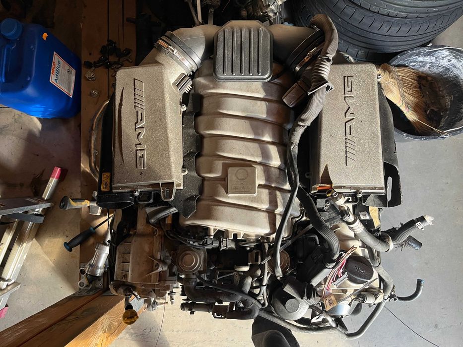 Двигател 6.2 V8 63 AMG *счупен картер* Код на мотора M156 M 156 6.2 v8