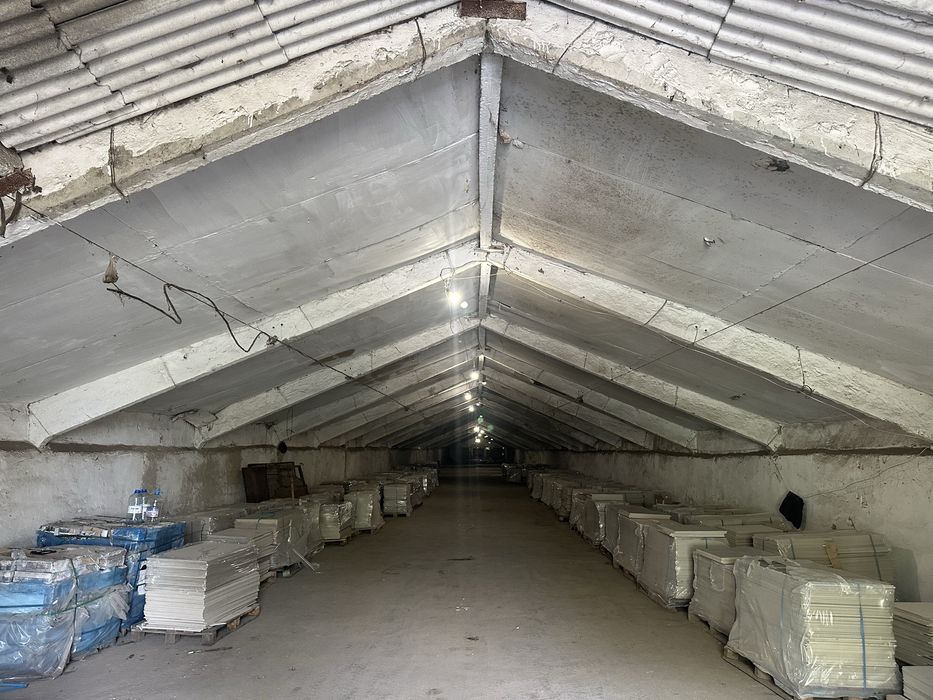 Керамогранит в наличии на скалде