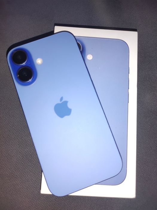 Продам iPhone 16 256 GB