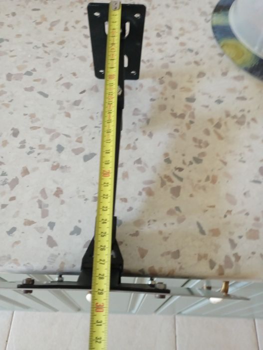 Стойка за телевизор