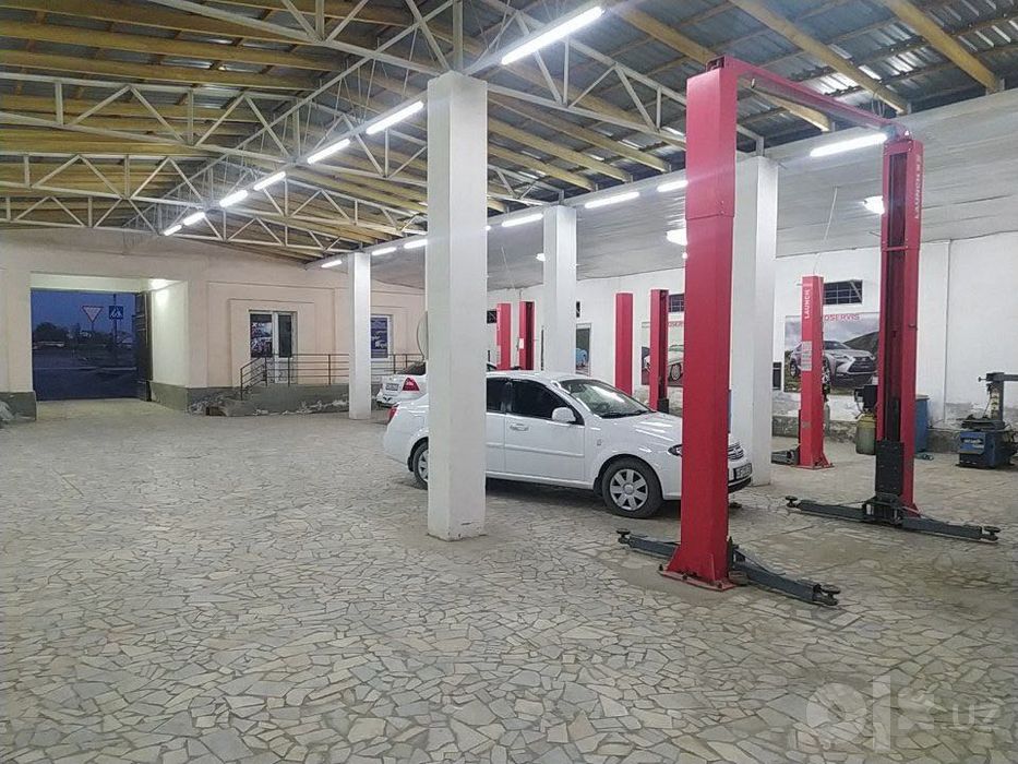 Автосервис сотилади