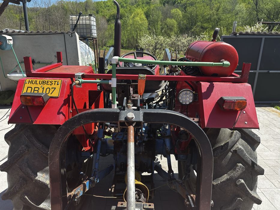 Tractor U445 DTC