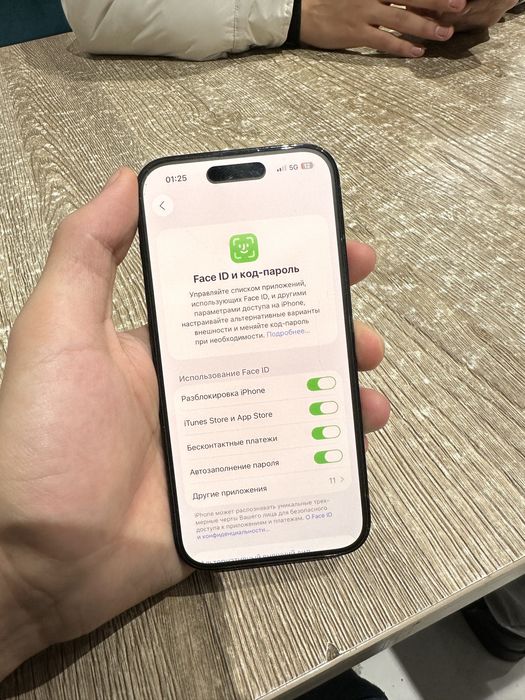 Продам айфон 14 про