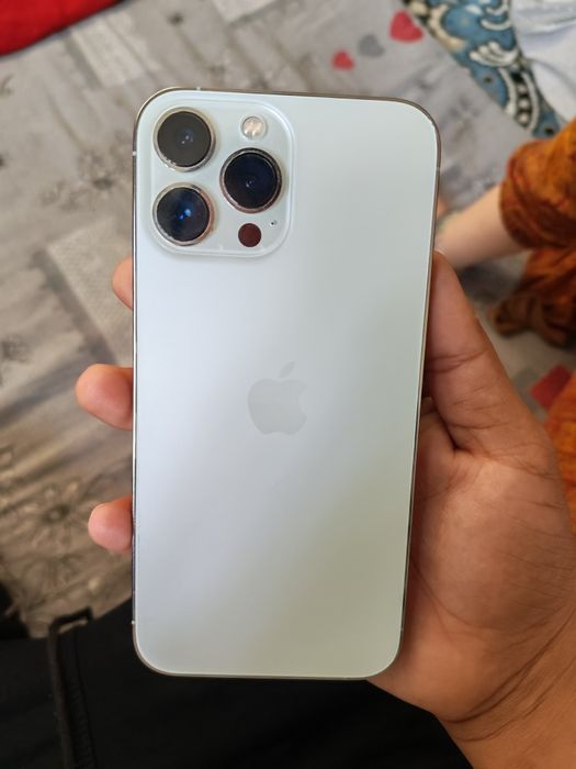 Iphone 13 pro max LL/A sotiladi