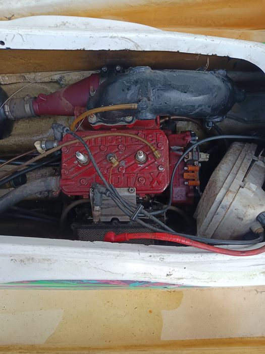 Dezmembrez skijet bombardier 650