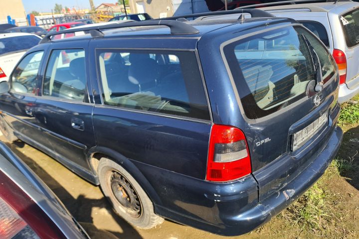 Radiator apa racire motor Opel Vectra B (facelift)