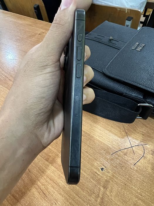 Iphone 15 pro 128/92