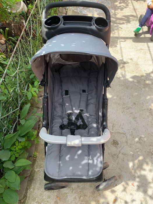 Vând cărucior Hauck Rapid 4R Plus (model sport)