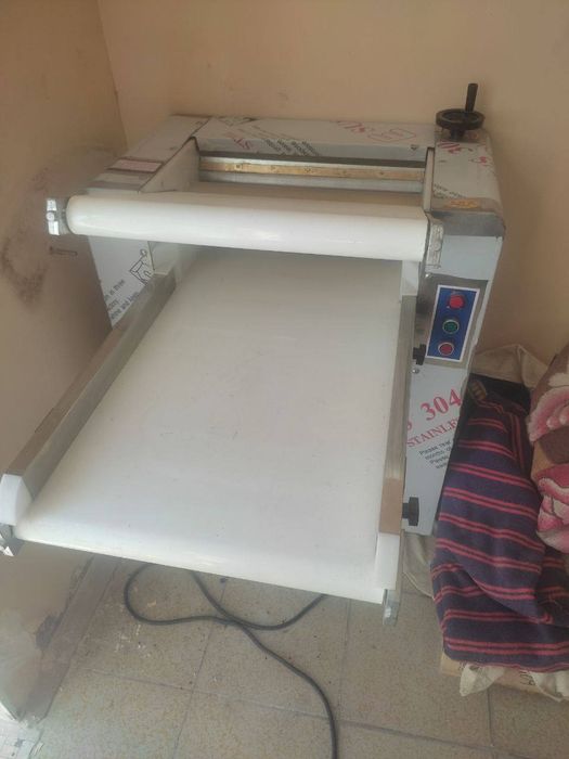 Xamir hoyadigan каталка