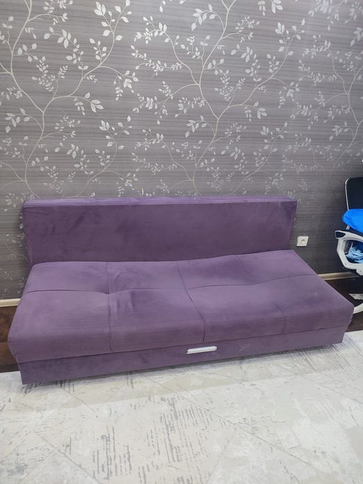 Диван в отличном состоянии