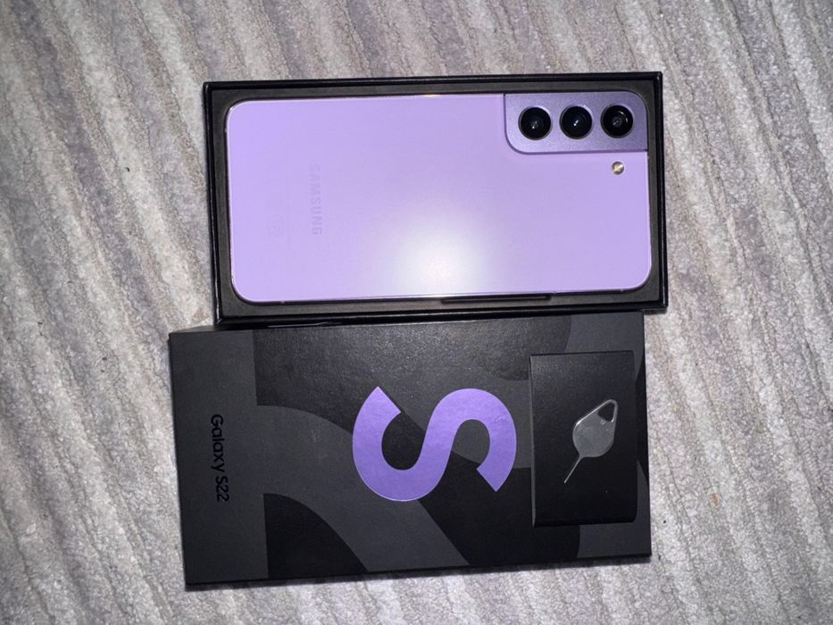 Продам Самсунг S22