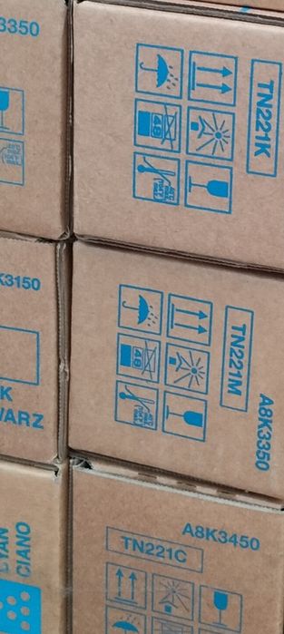 Vând Tonere  HP -Konica Minolta ,sigilate !