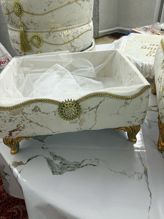 Продам набор коржына Red