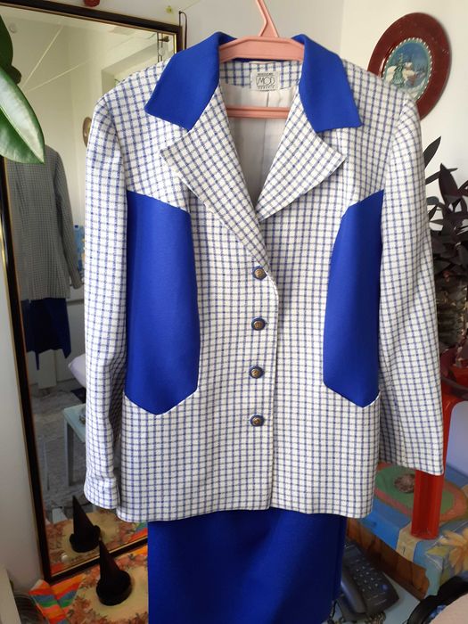 Compleu damă  nou, 44-46,material natural ,culori armonioase