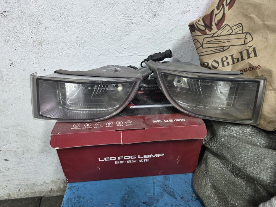 Продаю туманки на Прадо 120