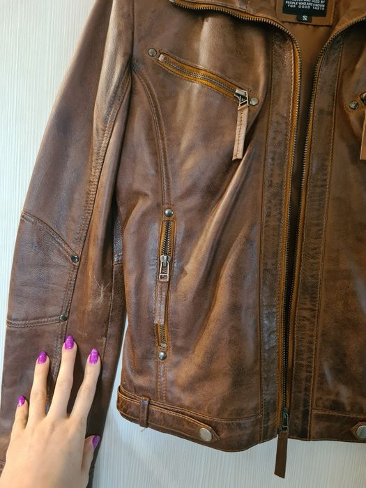 Geacă damă piele, nepurtată, mărimea S