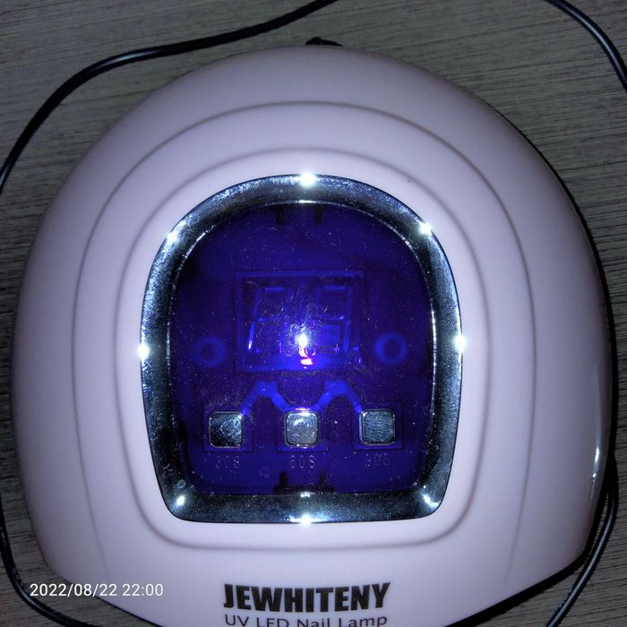 LED лампа, в отличном состоянии