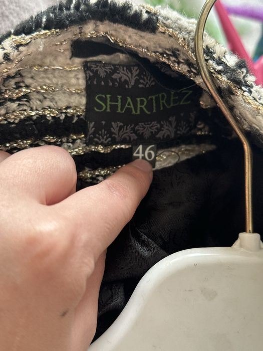 Стильное пальто букле, в отличном состоянии