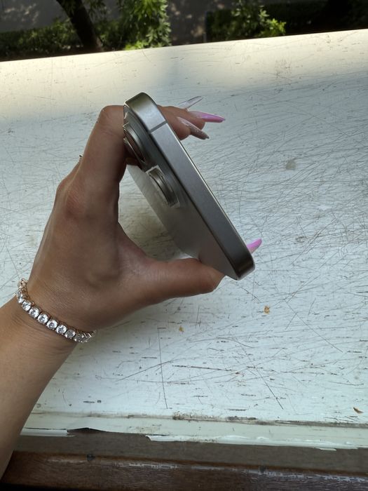 iPhone 15 promax 512 GB Silvergray Natural Titanium