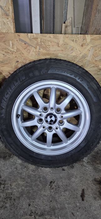 BMW E36 кабрио джанти със зимни гуми  195/65/15. 7J×15  ET47  5×120