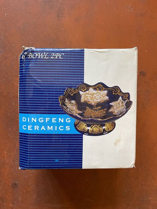 Ваза (2 штук) новая ( 15  см диаметр ) фирмы DingFeng Ceramics