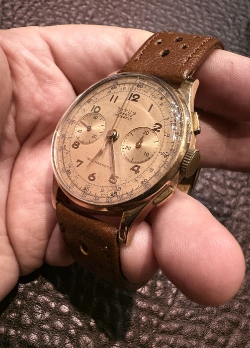 Titus Chronograph 18K