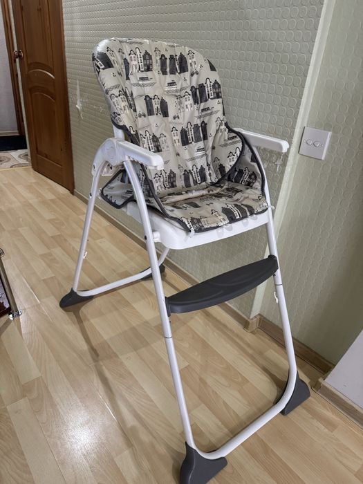 Стульчик для кормления Joie