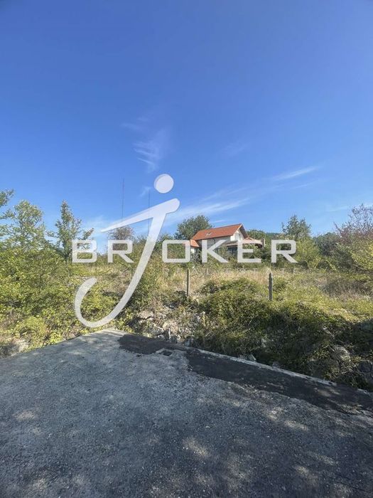 Продава се Парцел в с. Калинка, Област Кърджали - 680 кв.м за 83 €/кв.м - Снимка #2