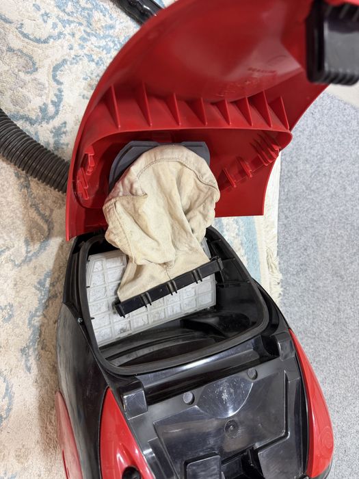 Продам пылесос рабочий