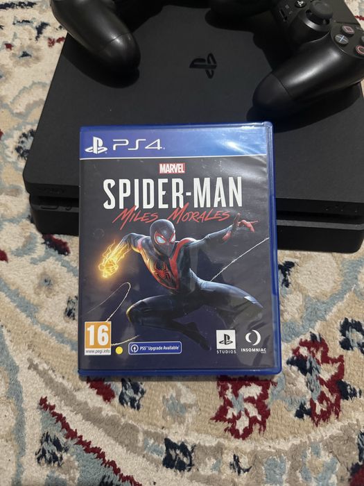 Продается Ps4(play station4)