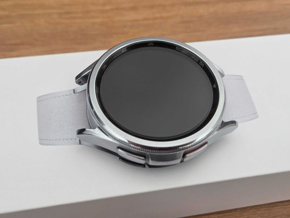 Samsung Galaxy Watch6 Classic, 47mm, stare impecabila