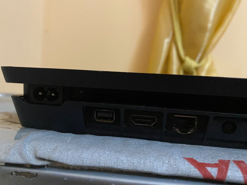 Ps4 Slim 500GB памят